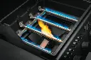 F365PGT-DE-Web-Gallery-08-Freestyle-Sear-Details-Empty-Burners-On-Jet-Fire__Cmyk_Final.webp
